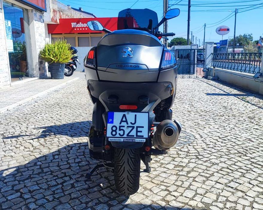 Peugeot Metropolis 400 GT