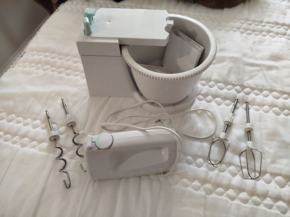 Batedeira com Taça MOULINEX