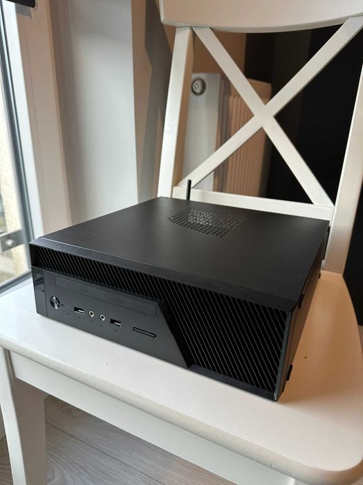 Komputer stacjonarny PC SFF * Intel i7 * 16GB ram * SSD * WiFi