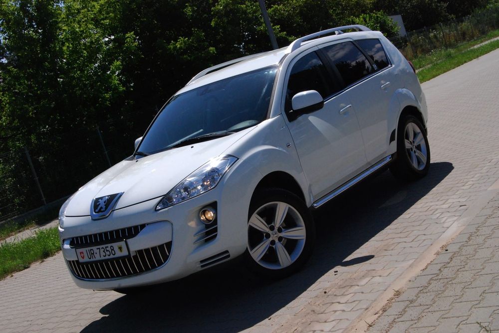 Peugeot 4007