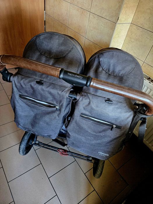 Wózek dla bliźniaków