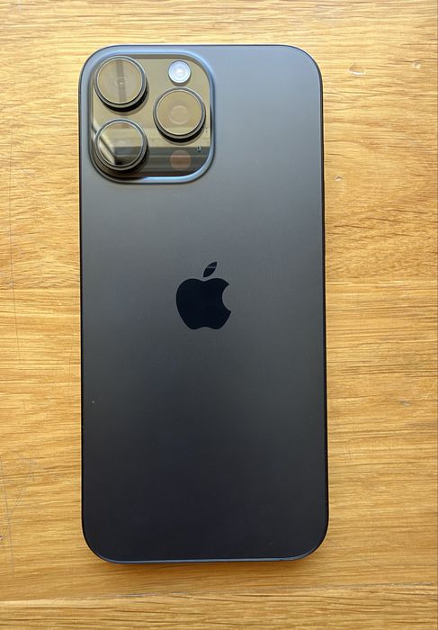 IPhone 16 Pro Max 256GB Titanio preto em garantia