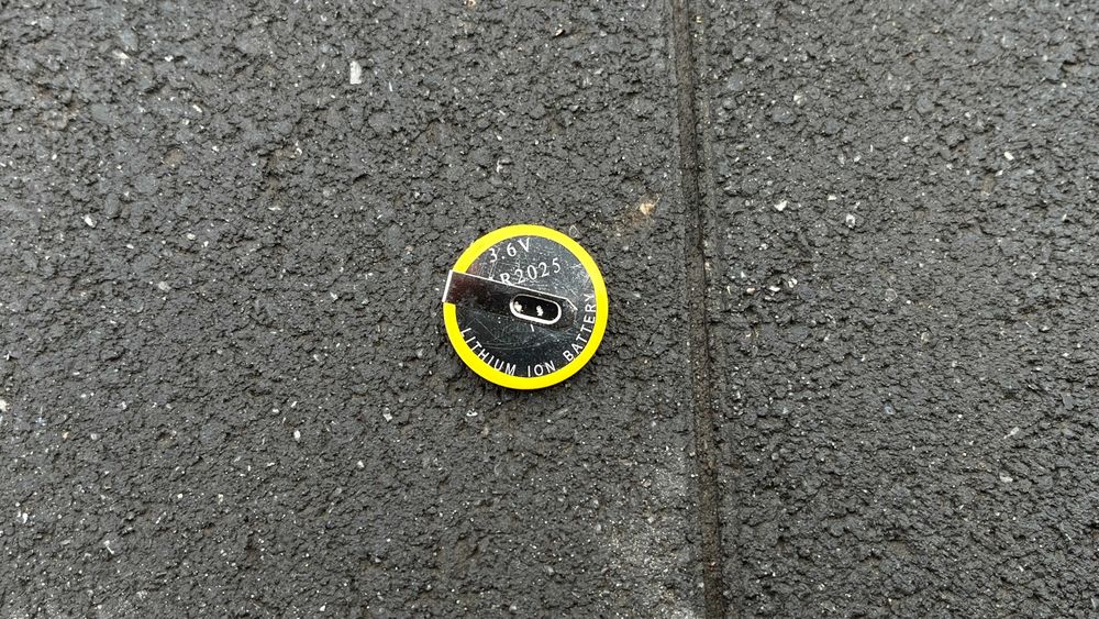 Аккумулятор акамулятор BMW LIR 2025 3.6V в ключ батарея батарейка БМВ