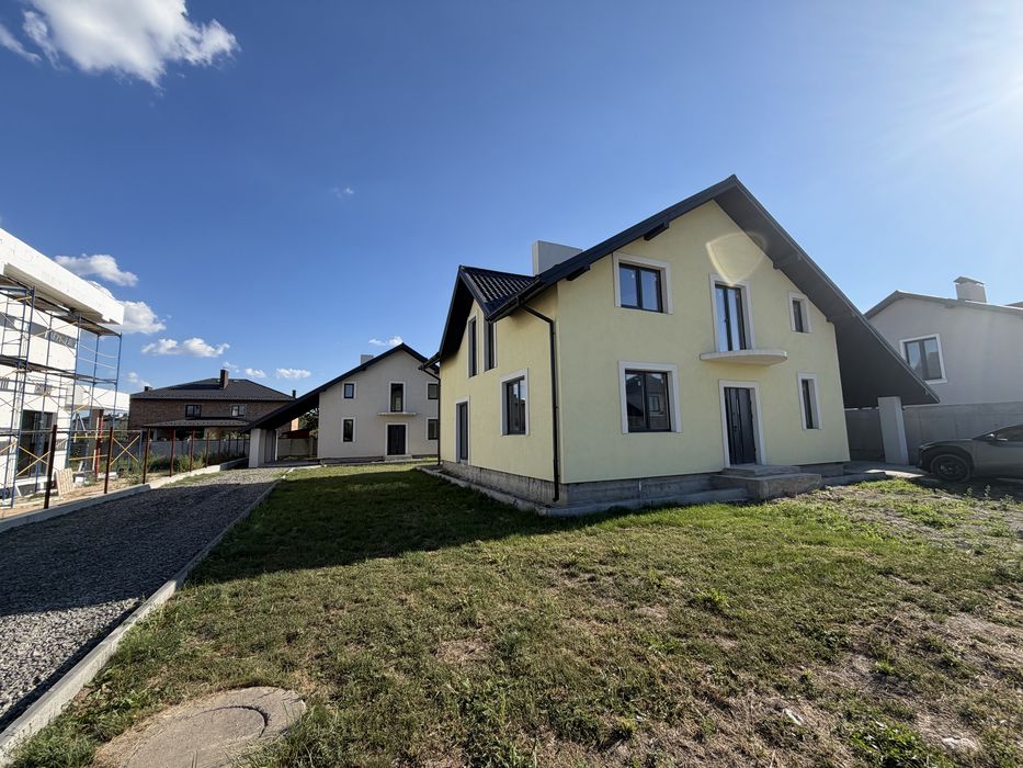 Продаж будинку біля Львова с. Скнилів