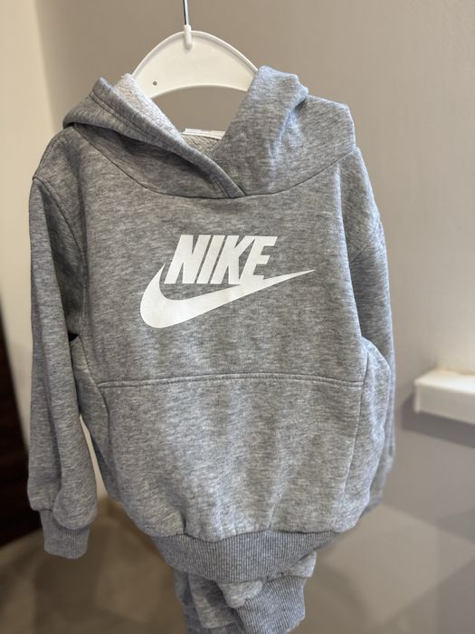 Продам костюм утеплений Nike !! Оригінал !! На 2 роки
