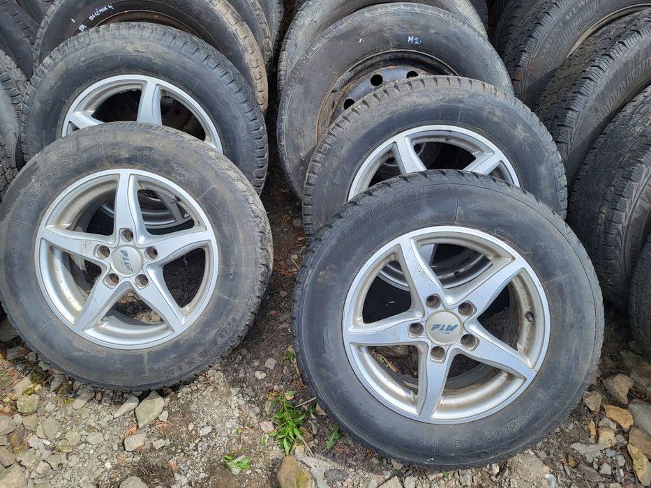 Felgi  aluminiowe koła z oponami vw t4 15r