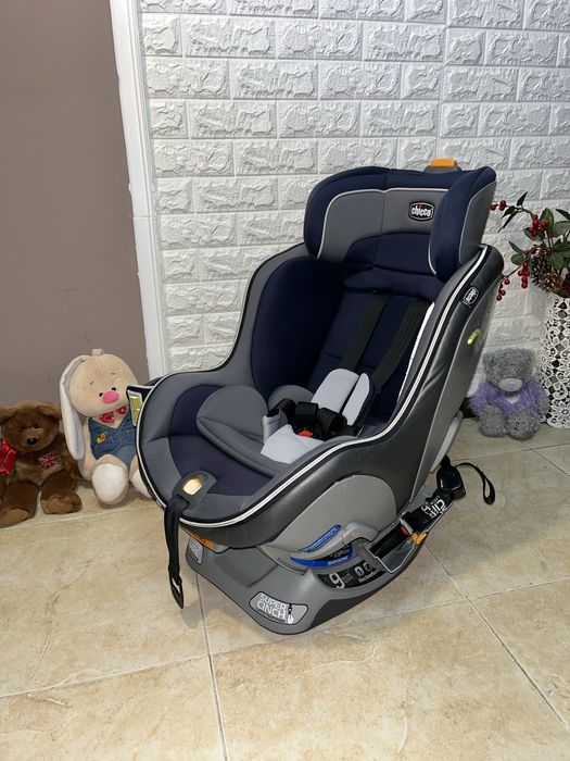 Автокрісло Chicco Nextfit ZIP Група 0+/1/2 (0-30кг) автокресло