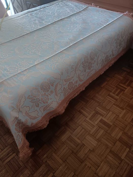 colcha estampada 2 m largura e 2.40 m de comprimento