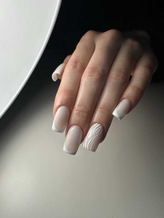 Paznokcie hybrydowe, przedłużanie żelem, pedicure!