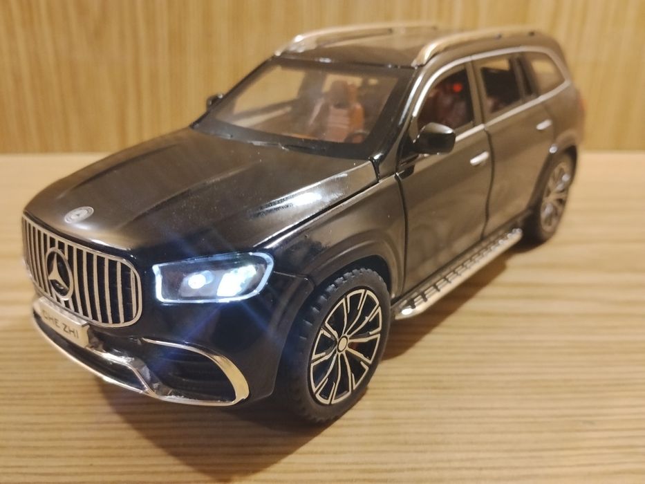 1:24 модель MB AMG GLS 63 Автоэксперт металл свет  звук, инерция 4 дв