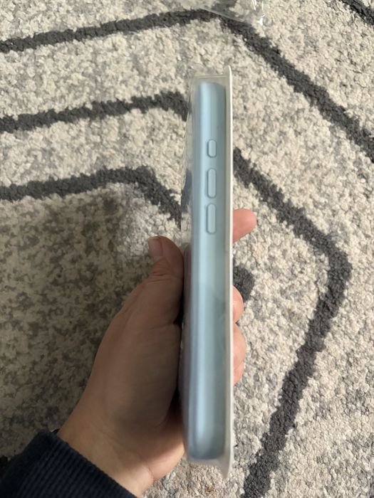 Чохол на 17 iphone голубий