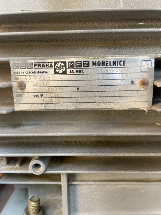 Kompresor sprężarka DDR 10Bar 380V 400V bardzo dobry stan