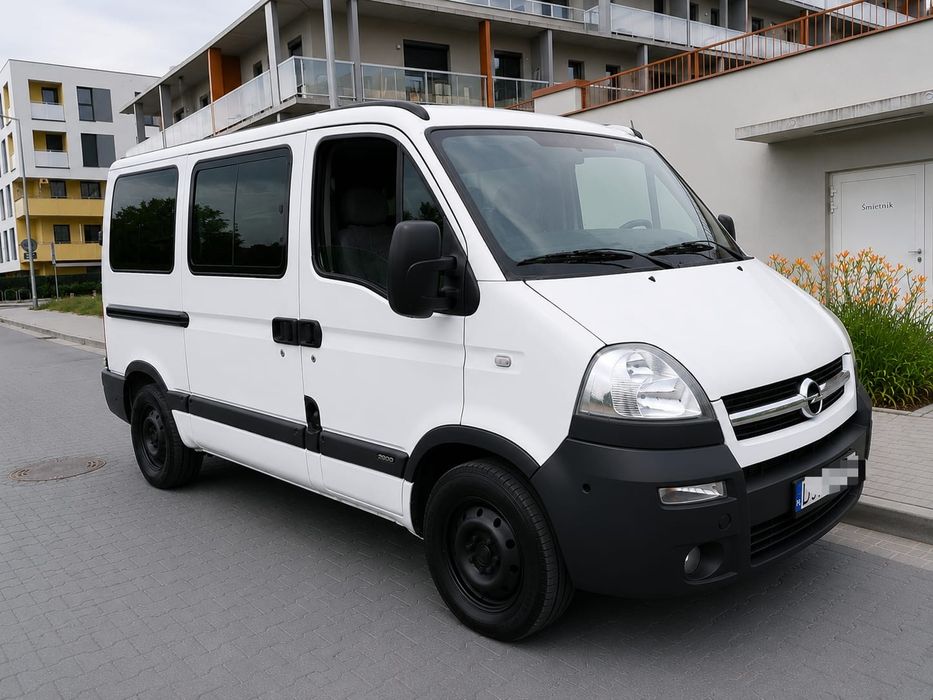 Opel Movano Renault Master 9 osobowy 2.5 CDTI 120 6 biegów klimatyzacja