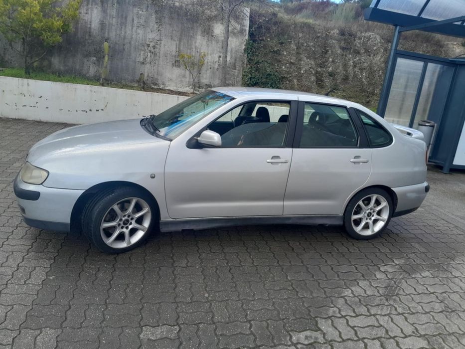 SEAT Córdoba 1.9 tdi 110 CV de 2001