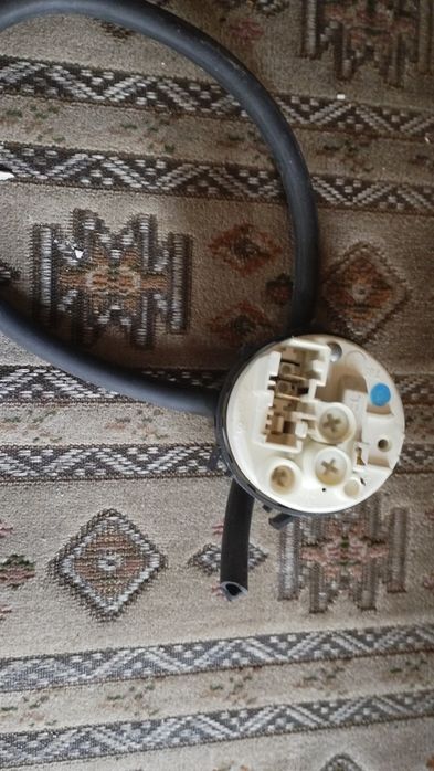 Hydrostat pralki Whirlpool