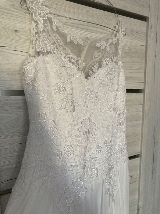 Piękna Sukienka ślubna