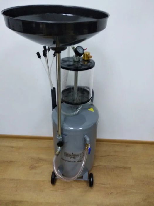 80л. Вакуумна установка для заміни масла Вакуумная замена масла