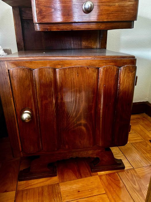 Quarto Completo em Madeira Maciça