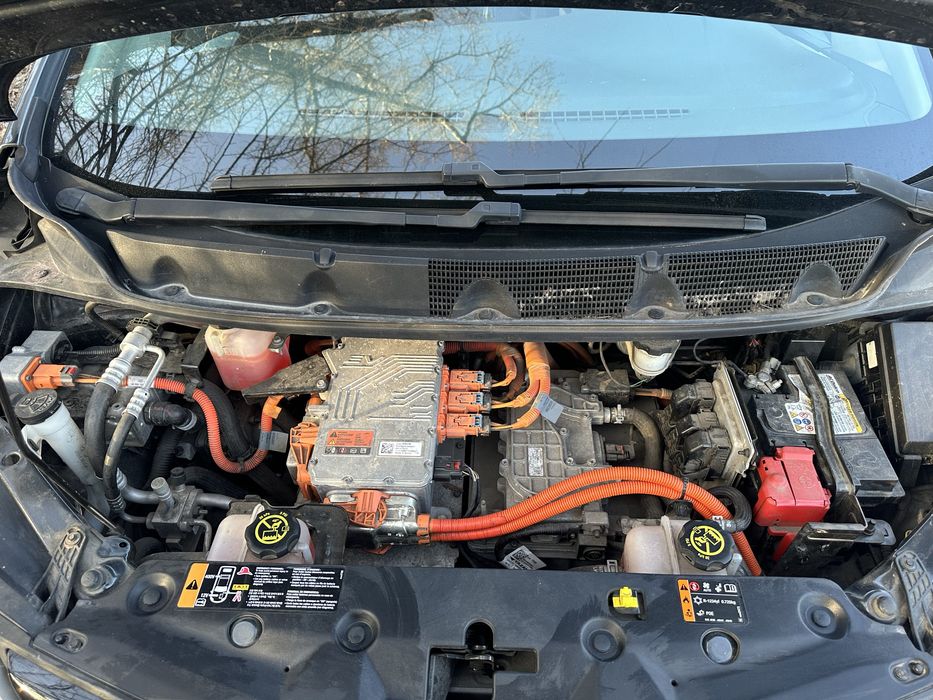 Chevrolet Bolt EV, батарея 64кВт