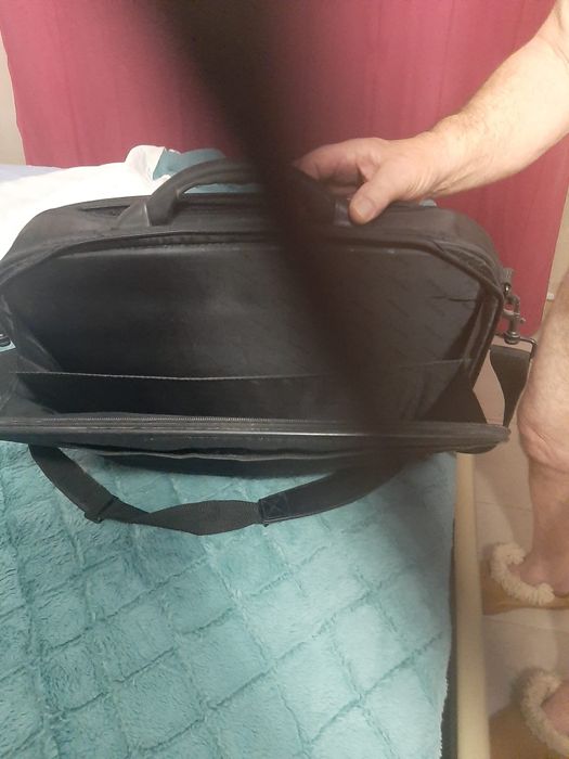 Vendo computador portátil ASUS como novo