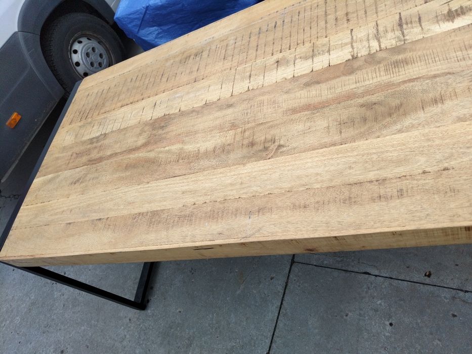 Design industrialny stół w stylu loft