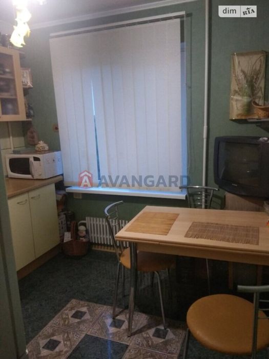 Продаж 2-кімнатної квартири з меблями, Сікорського