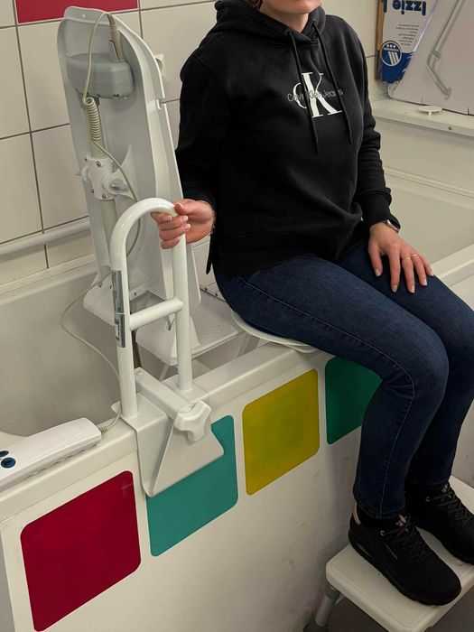 Podnośnik wannowy Szczecin i okolice wynajem Sklep Medyczny NFZ