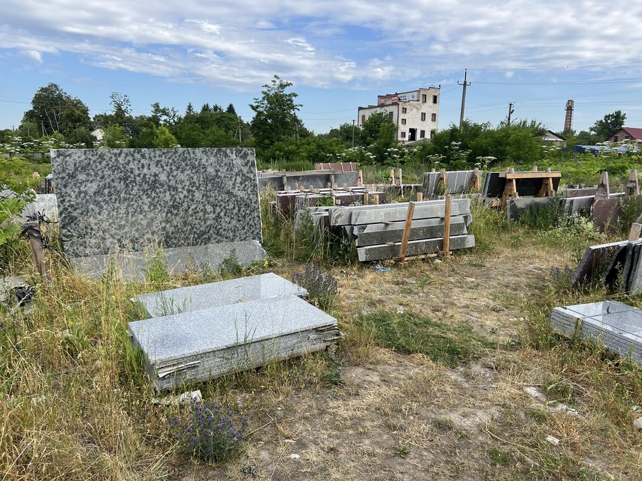 Памятники граніт опт