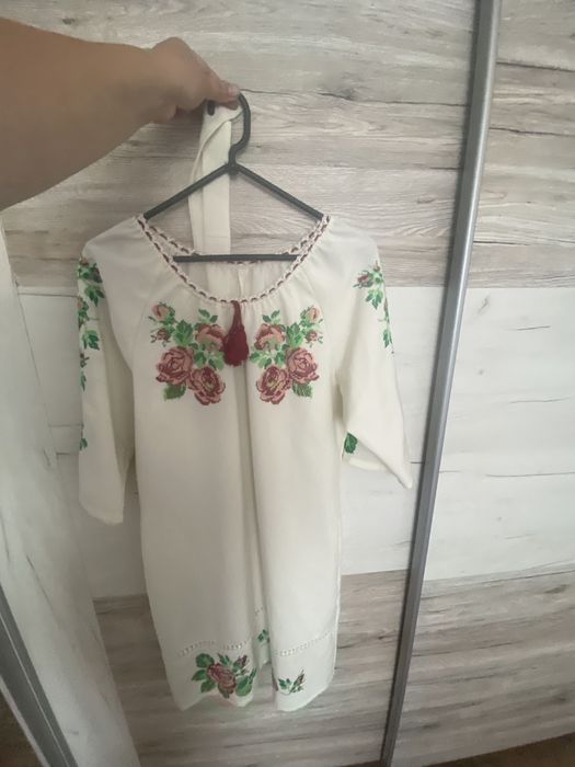 Вишите плаття ( машинна)