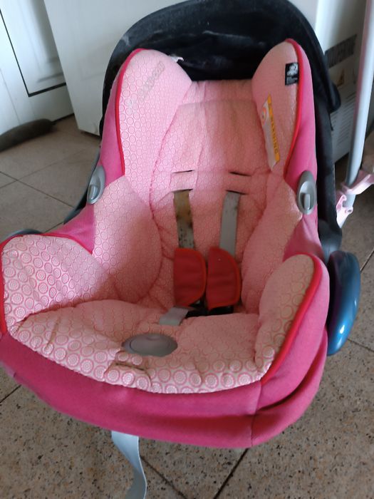 Cadeira de bebê de menina