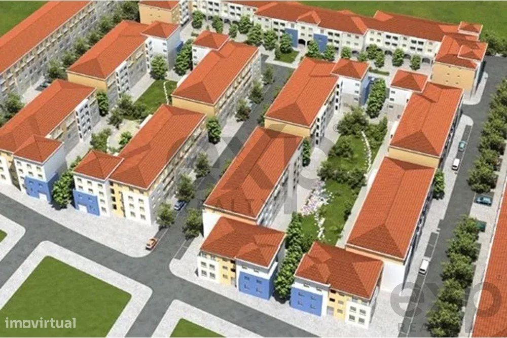 Lote com projecto aprovado 16 apartamentos -centro de Coruche — Coruche, Fajarda E Erra, Santarém