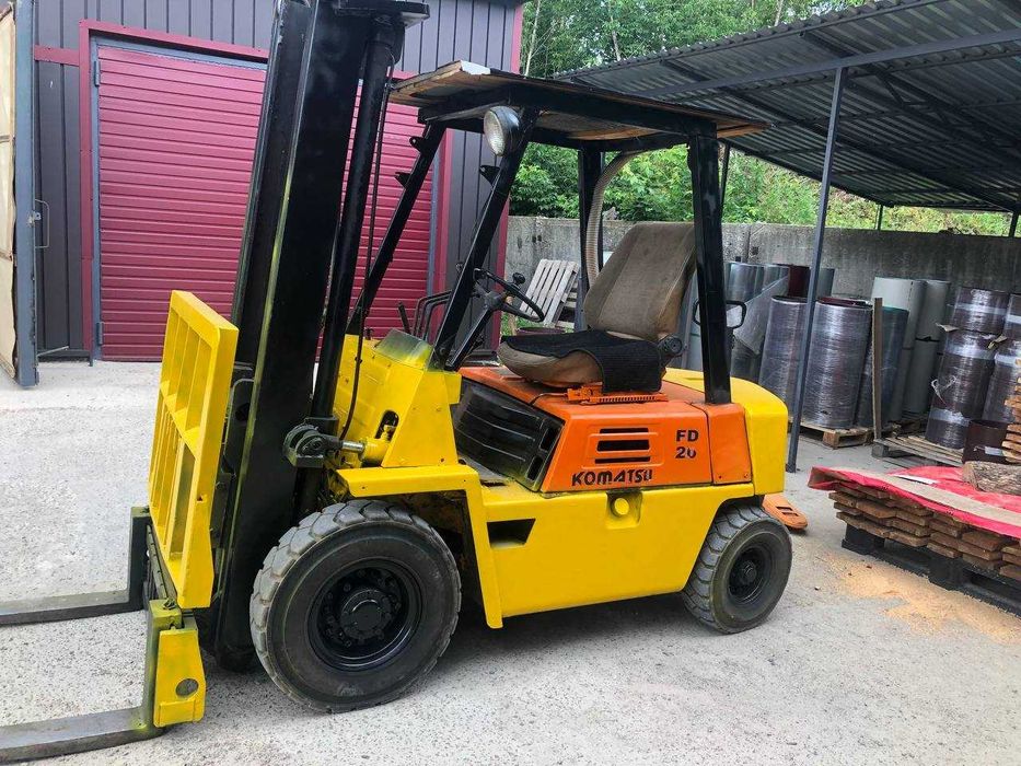 Навантажувач погрузчик Вилочний Komatsu FD20-9 1990
