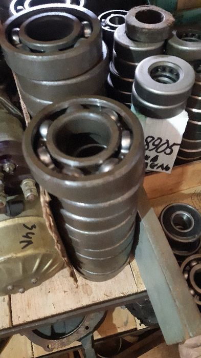 Запчастини до автомобілів радянського виробництва,а саме:зіл, газ,уаз,