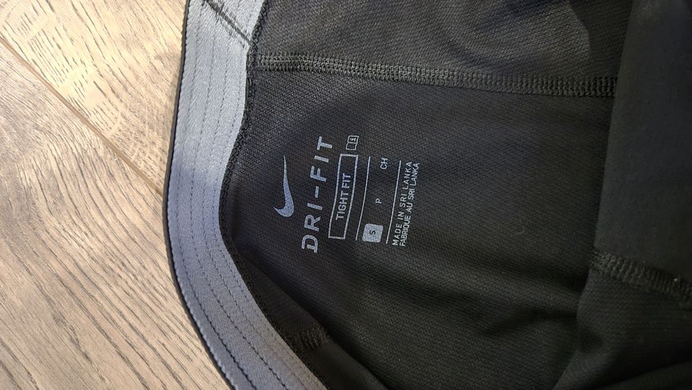 Nike pro leginsy S