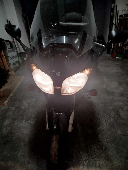 Vendo ou troco Yamaha FJR 1300