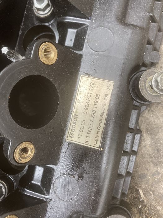 Pokrywa Zaworów BMW M57 3.0d E60 E90 E53 X5 E83 X3 E70