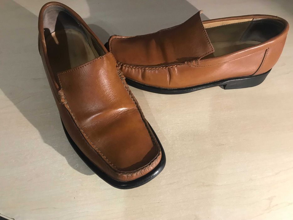 Чоловічі туфлі від Bally та Samuel Windsor