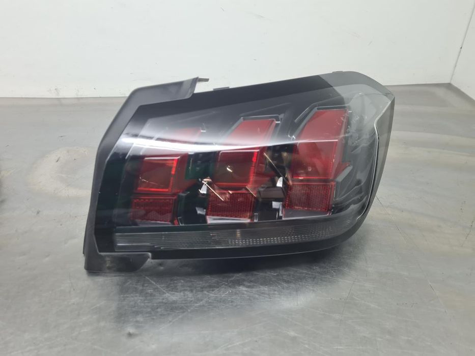 Farolim direito PEUGEOT 208 II