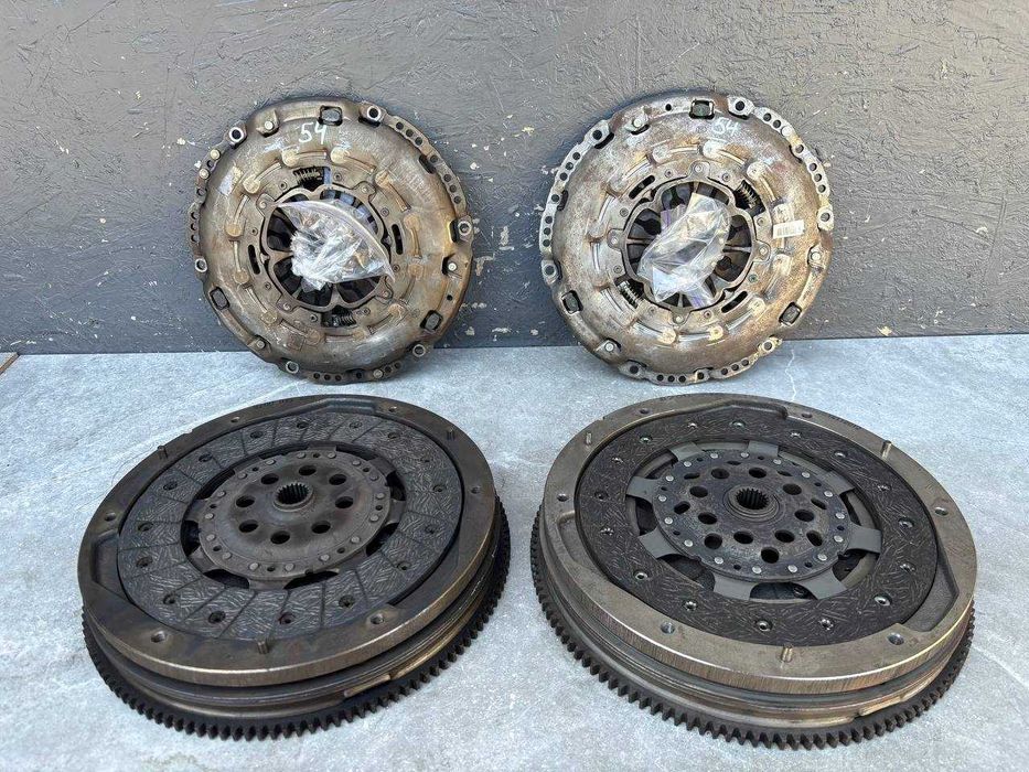 Комплект зчеплення Демпфер Renault Laguna 3 Megane 3 Scenic 3 2.0 dCi