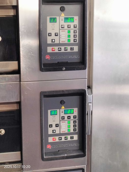 Forno de padaria e arca de conservação