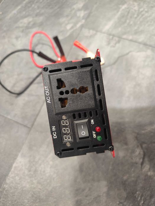 Инвертор  с чистым Синусом бесшумный 12V-220 (інвертор)