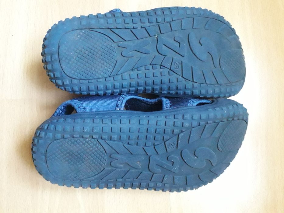 Sandały neoprenowe smyk rozm. 28 granatowy