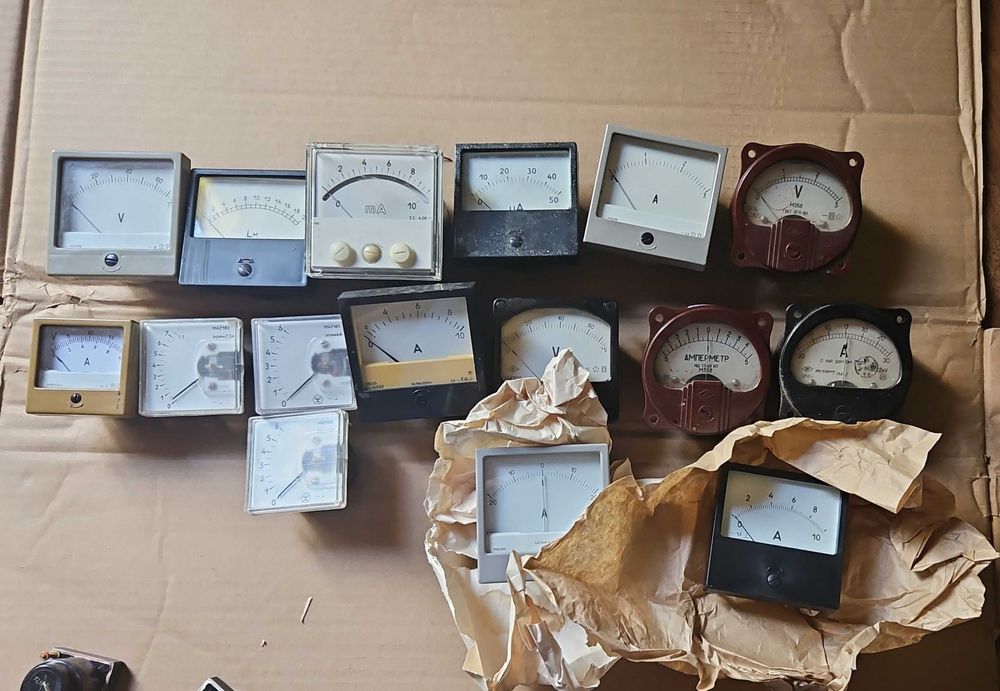 Амперметр-вольтметр цифровий