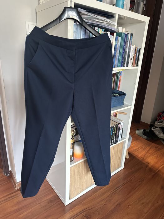 Granatowe materiałowe spodnie Sinsay XL