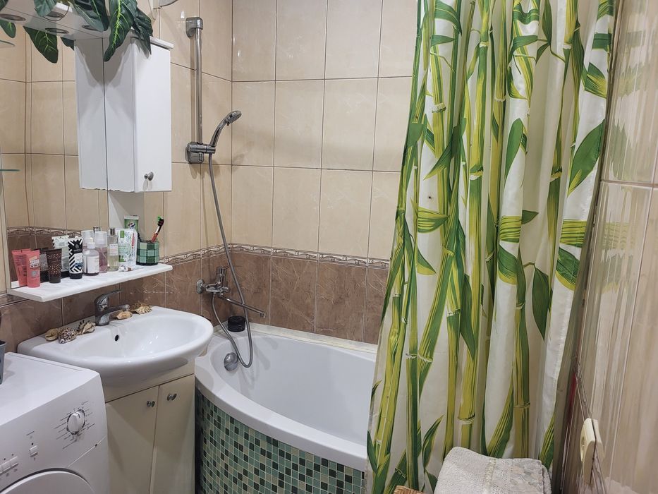 ПРОДАМ 3-Х КІМ.Р-н(Гастело)