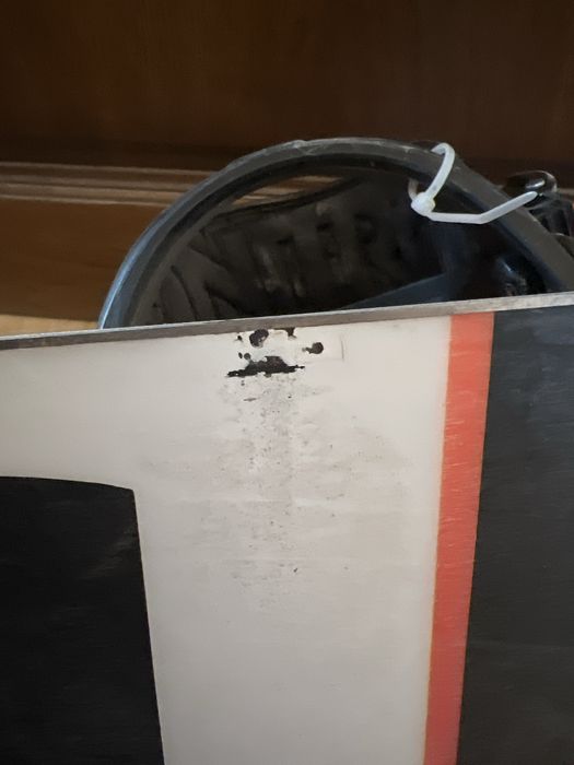 Snowboard, wiązanie do snoawbordu nitro