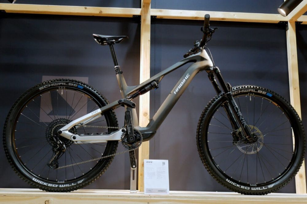 Haibike Lyke CF10 – Bicicleta elétrica NOVA, pronta a usar