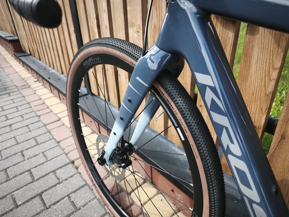 Nowy Kross Esker 8.0 gravel full carbon karbon rozm. S