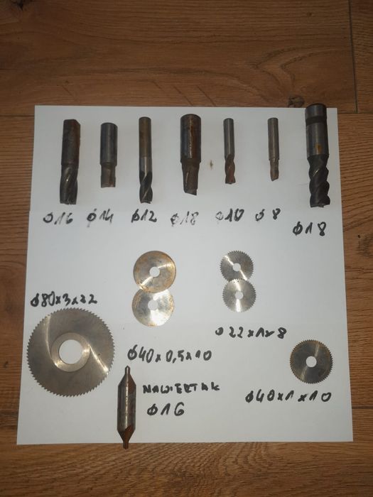 Zestaw frezów palcowych i palcowych PRL