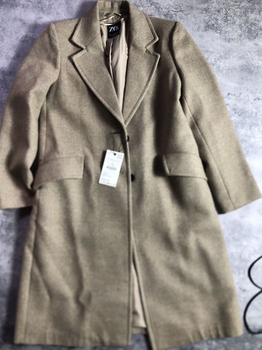 Пальто Zara нове L